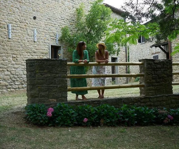 Agriturismo Il Poggiolo 3*