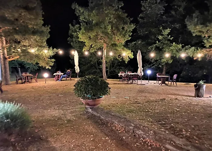 Agriturismo Il Poggiolo ホテル 3*